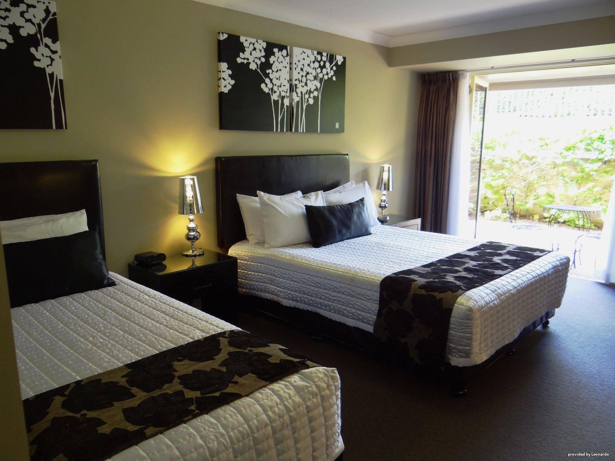 Ambassador On Ruthven Motel Toowoomba Dış mekan fotoğraf