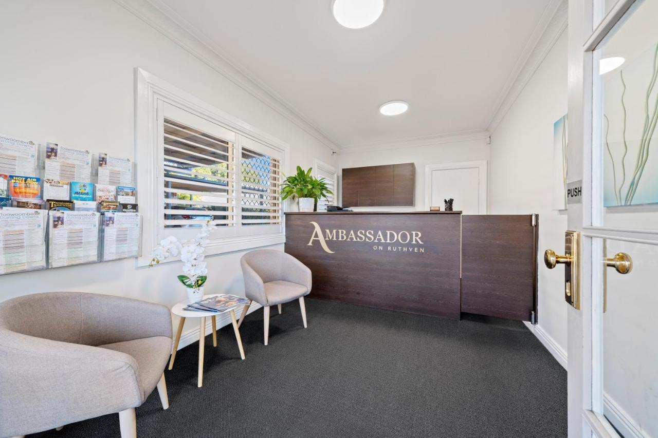 Ambassador On Ruthven Motel Toowoomba Dış mekan fotoğraf