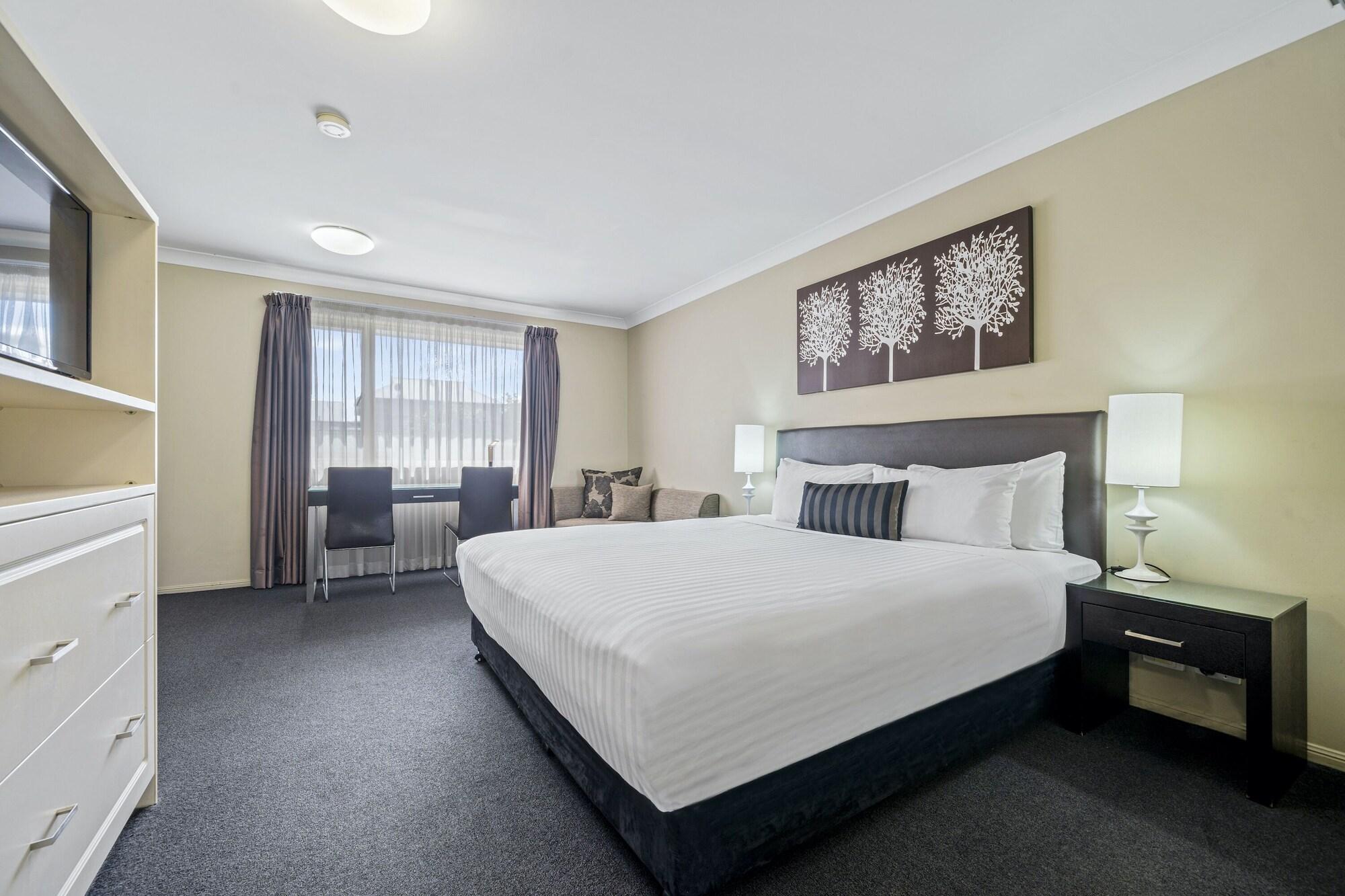Ambassador On Ruthven Motel Toowoomba Dış mekan fotoğraf