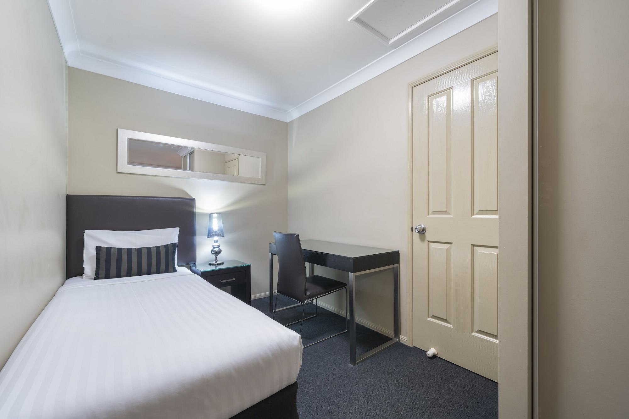Ambassador On Ruthven Motel Toowoomba Dış mekan fotoğraf