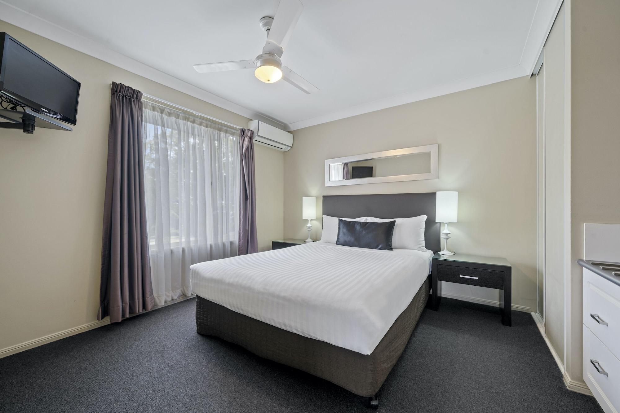 Ambassador On Ruthven Motel Toowoomba Dış mekan fotoğraf