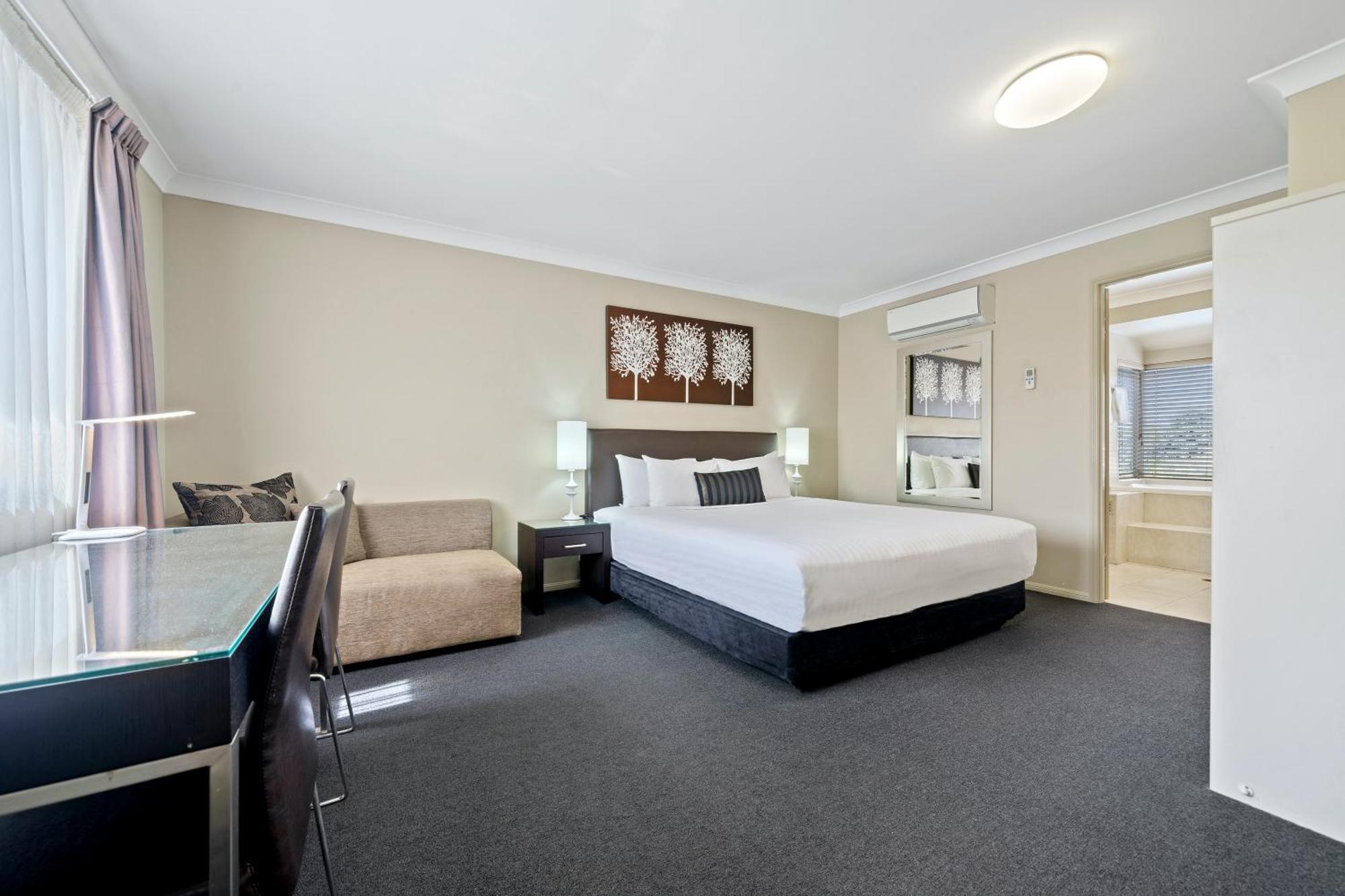 Ambassador On Ruthven Motel Toowoomba Oda fotoğraf
